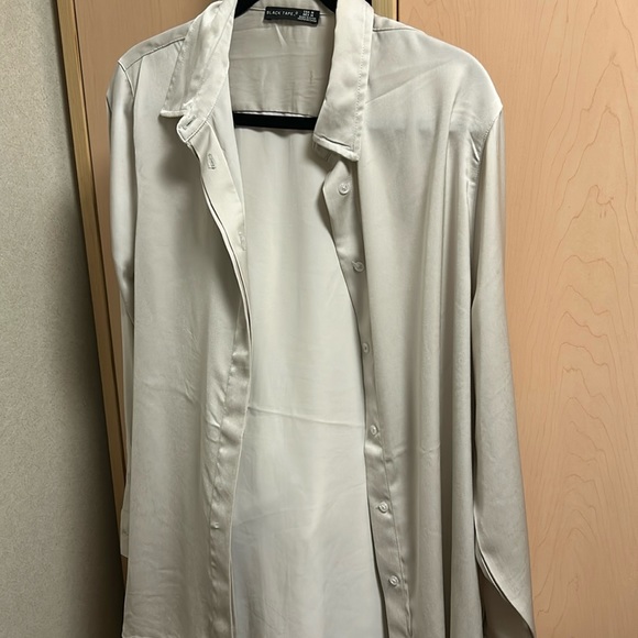 Button down shirt - Picture 1 of 3